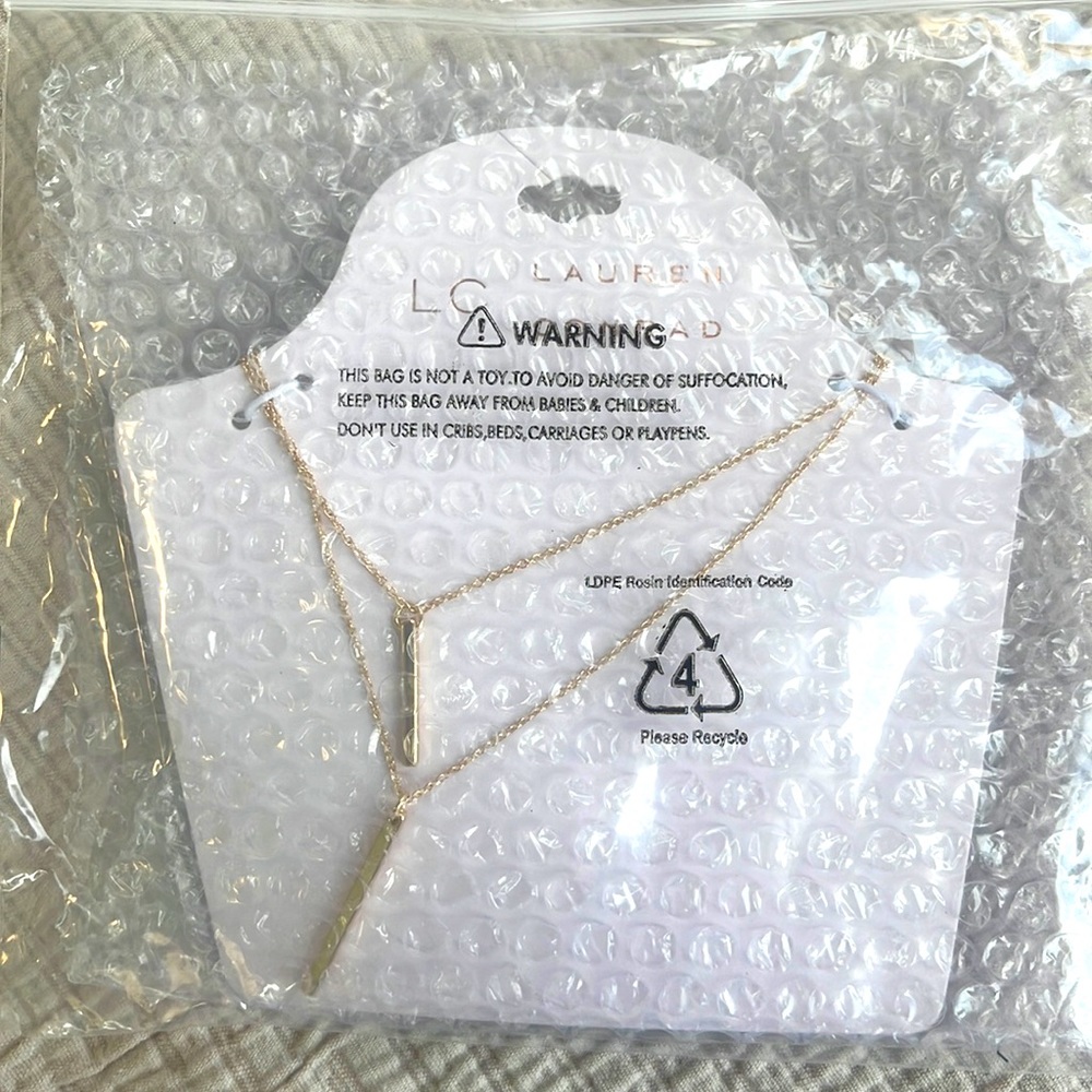 🧜🏻‍♀️NWT Lauren Conrad layered necklace
